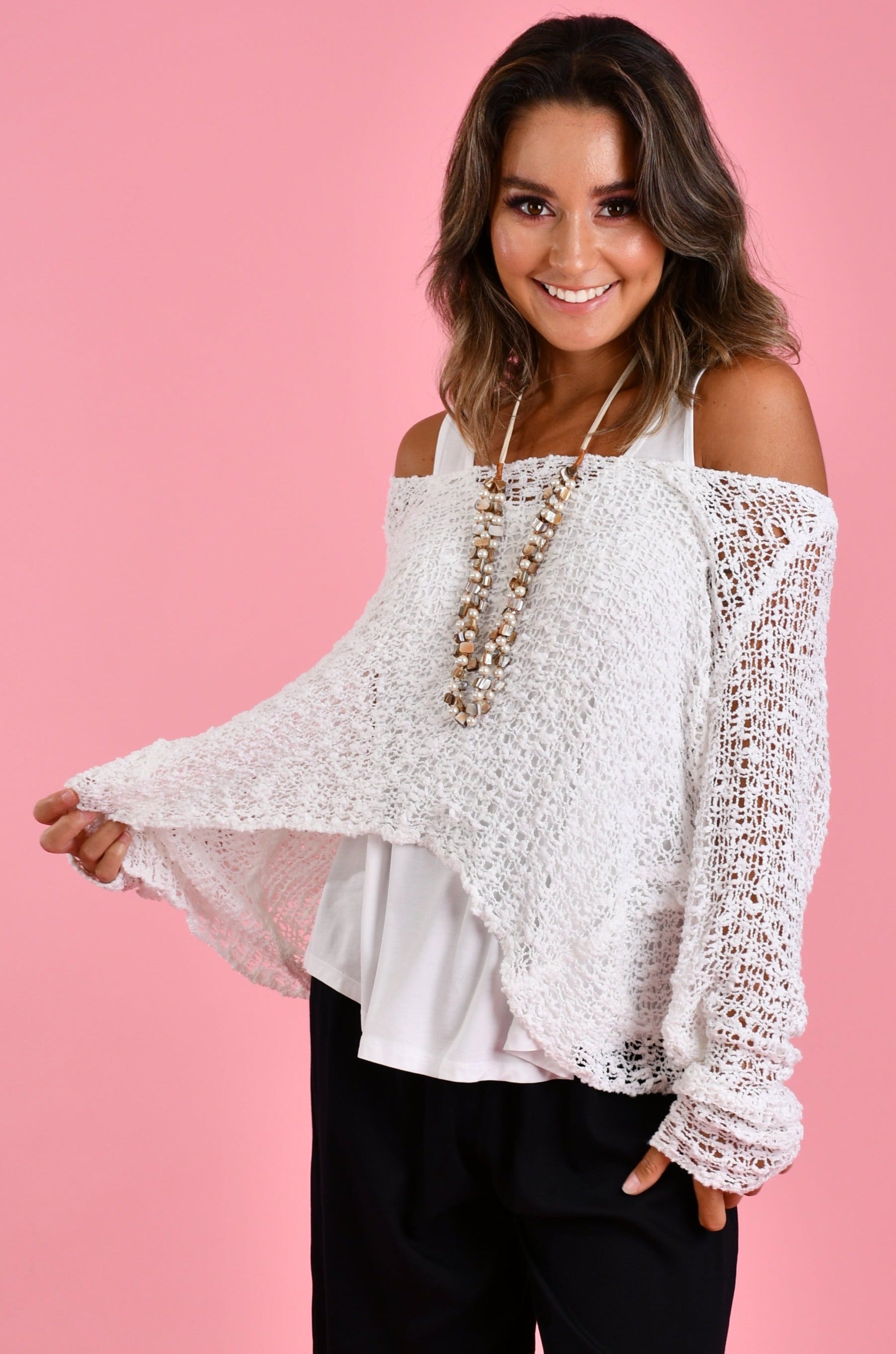 VBLJ060 - CHANELL KNITTED TOP - WHITE
