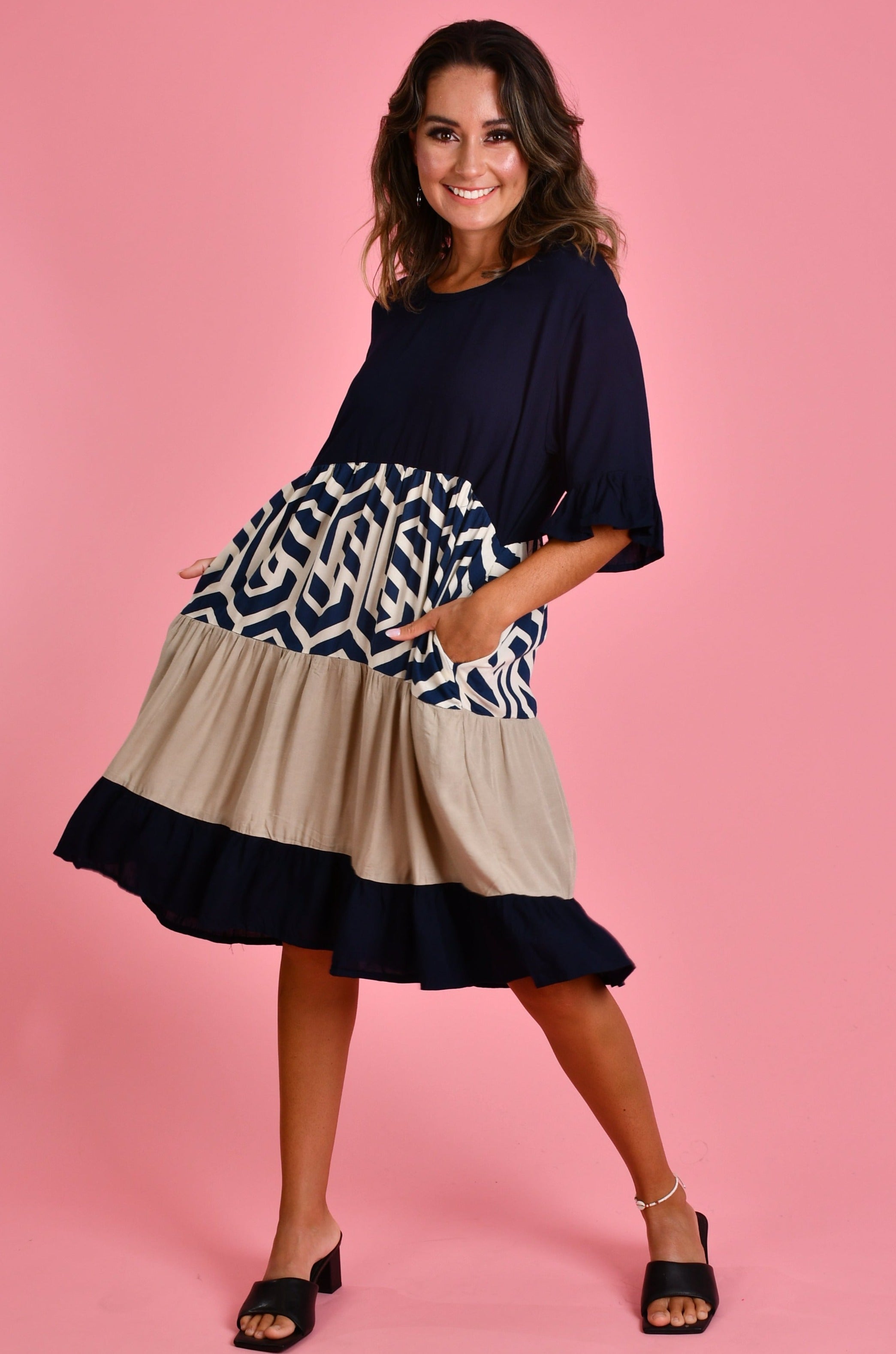 VBLD100 - PANEL DRESS - GEO NAVY