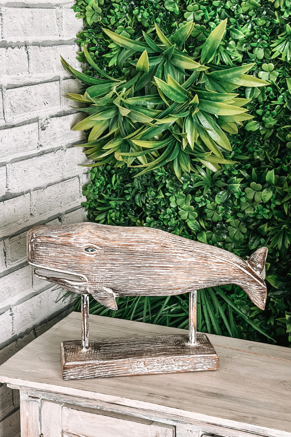 VRZ974 - WOOD WHALE ORNAMENT ON STAND